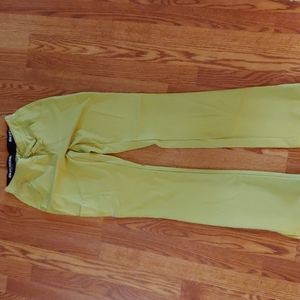 Women's Skechers XXS yellow scrub pants